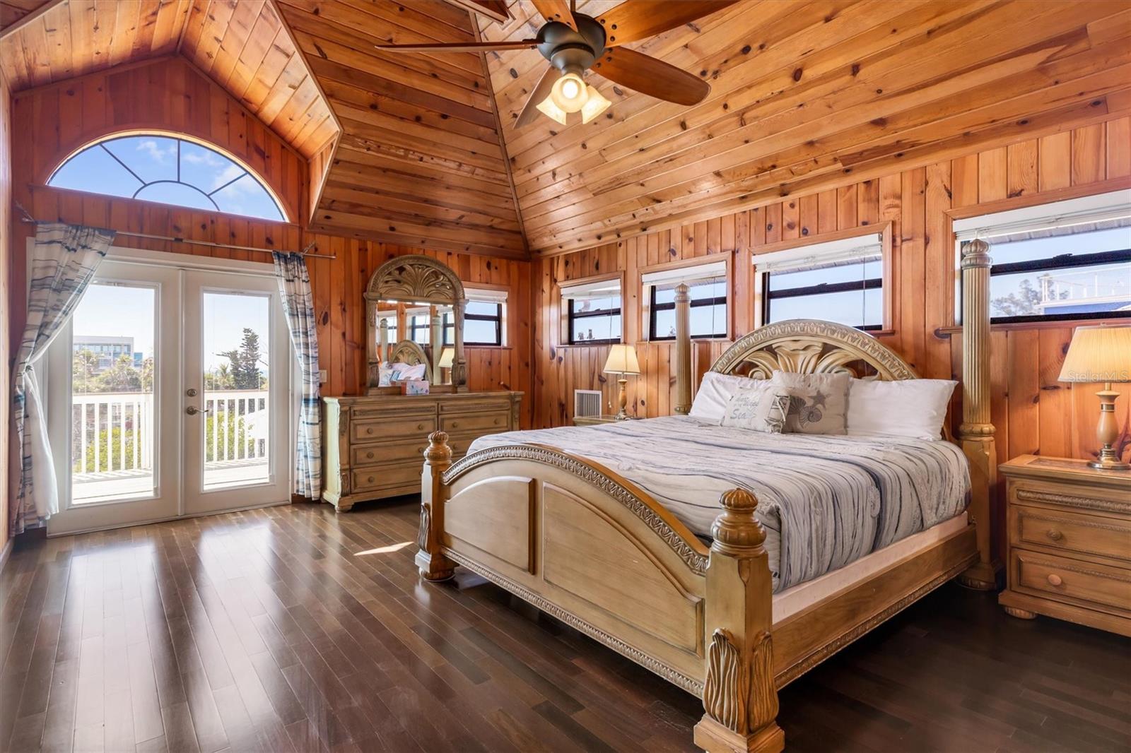 Image 27 of 64 For 51 Palm Drive