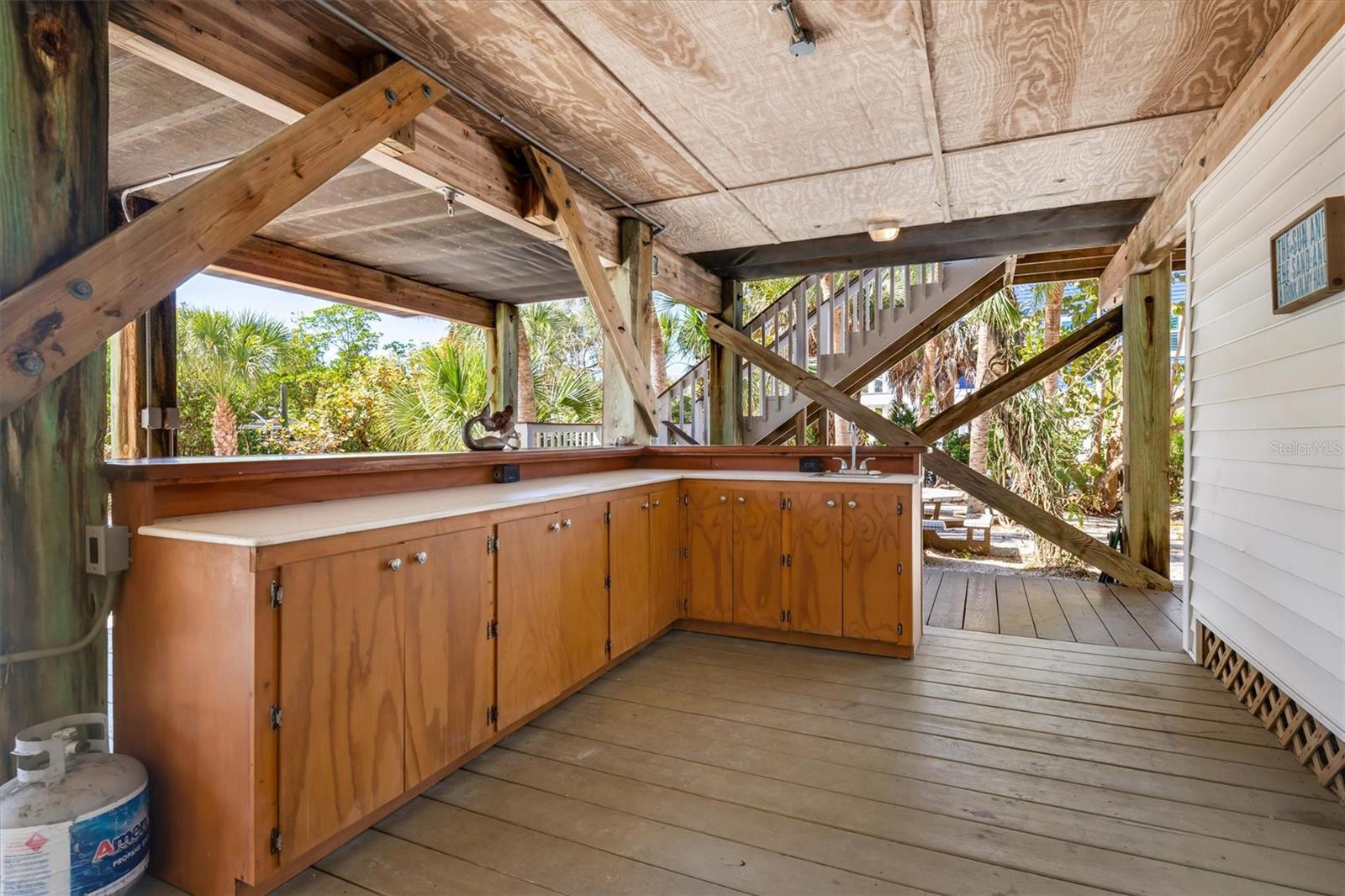 Image 40 of 64 For 51 Palm Drive