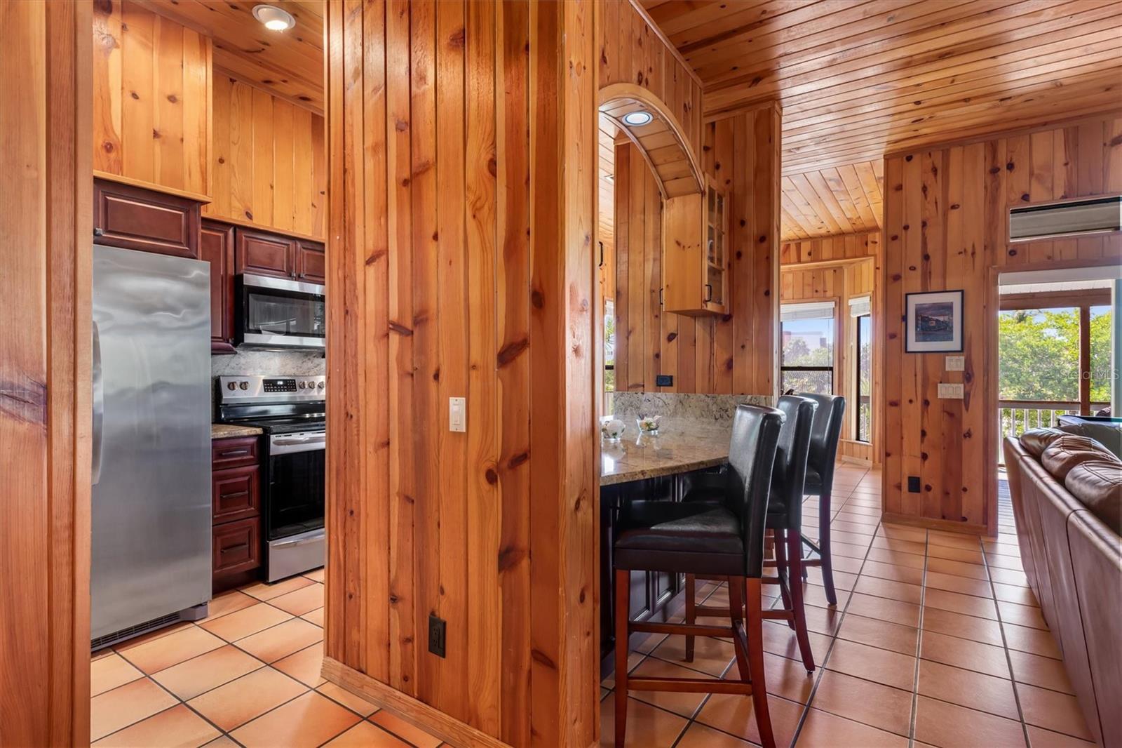 Image 8 of 64 For 51 Palm Drive