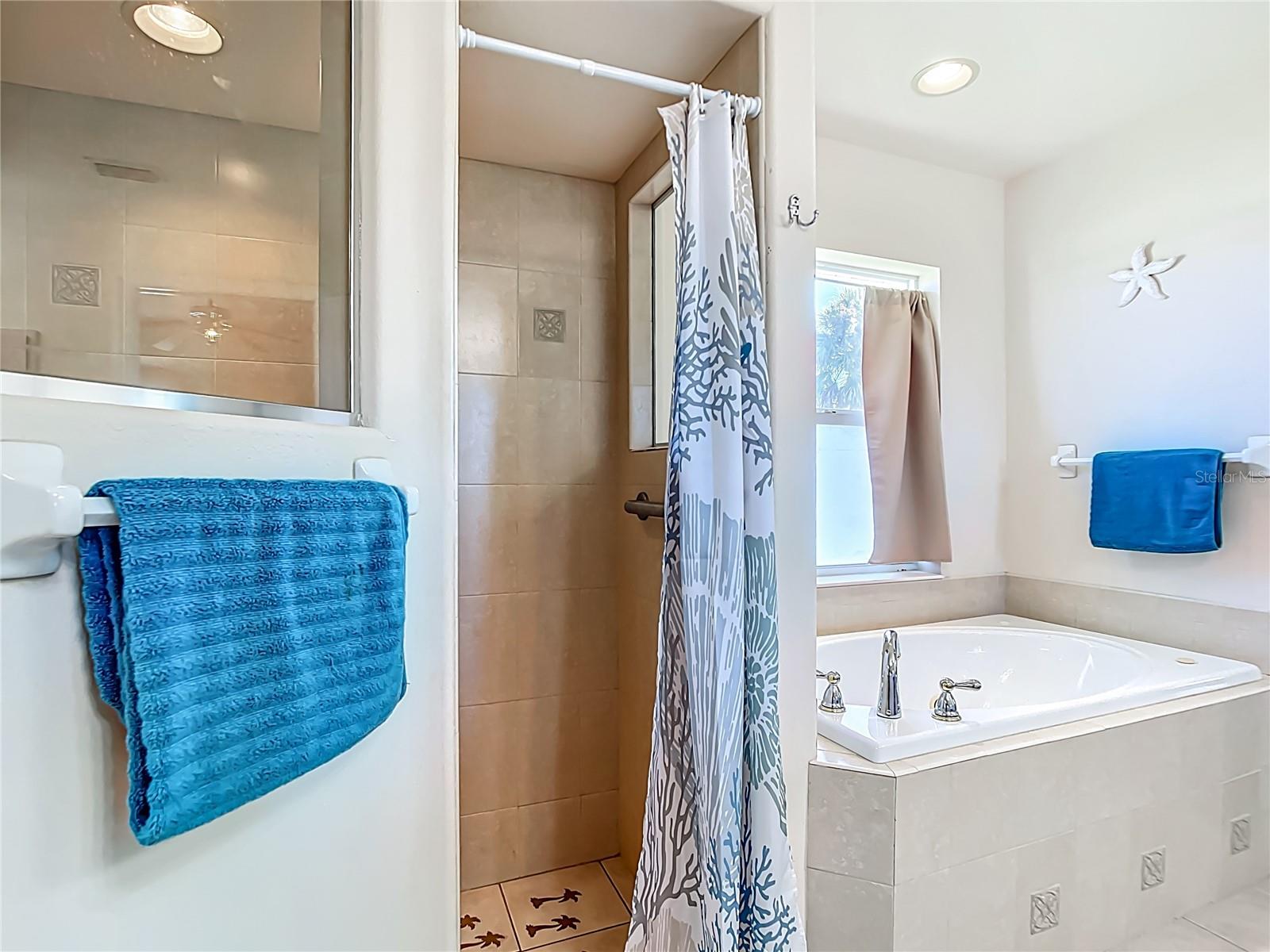 Image 33 of 51 For 145 Spur Drive