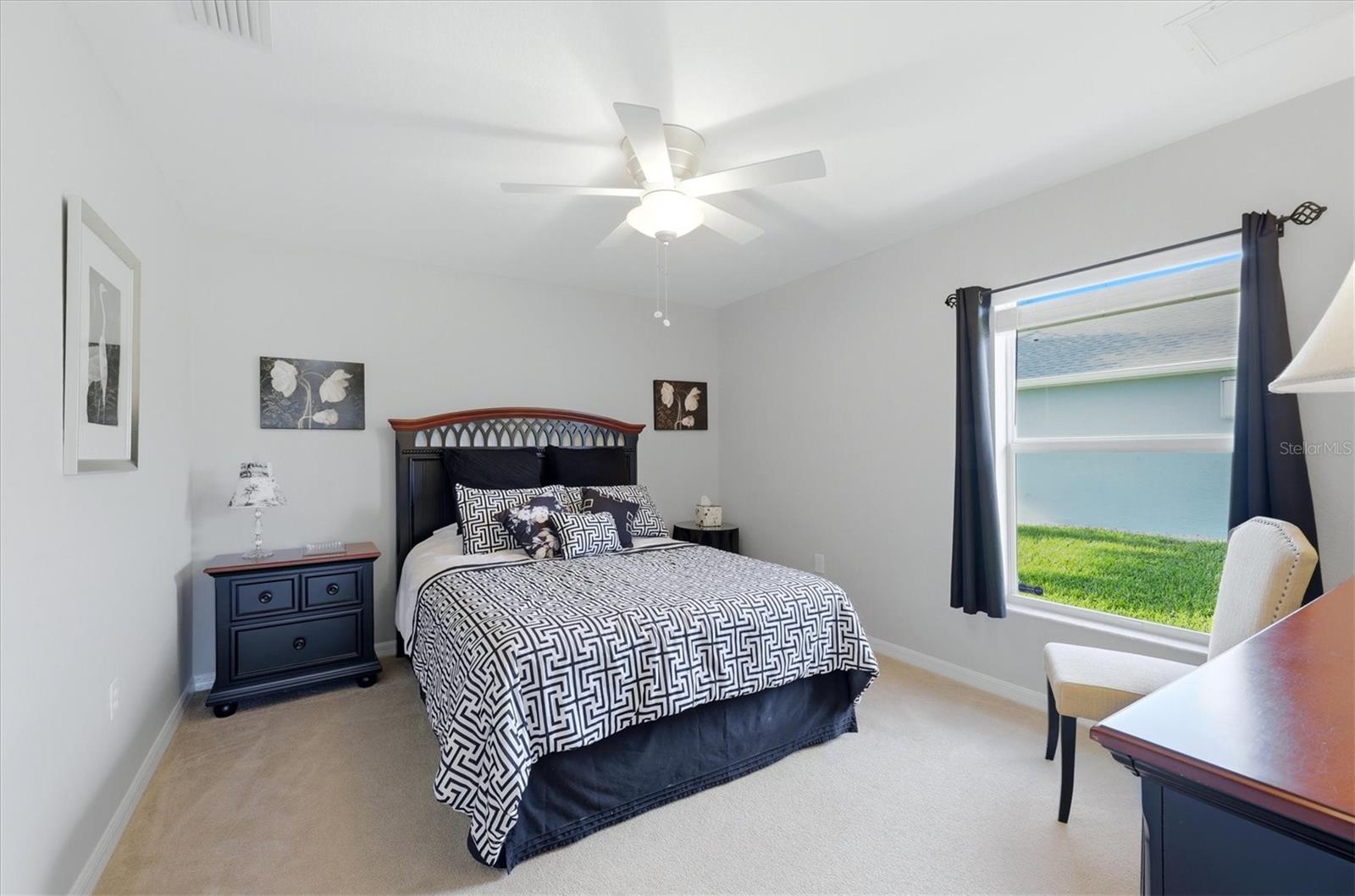 Image 20 of 31 For 827 Rotonda Circle