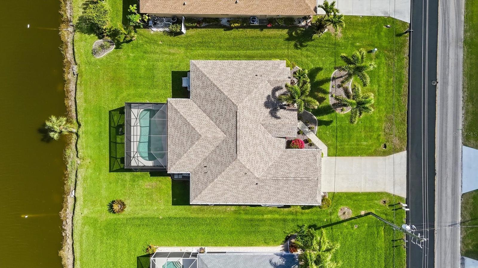 Image 30 of 31 For 827 Rotonda Circle