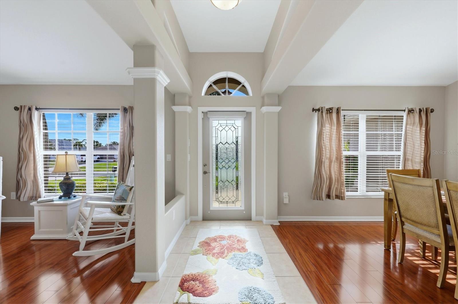 Image 5 of 31 For 827 Rotonda Circle