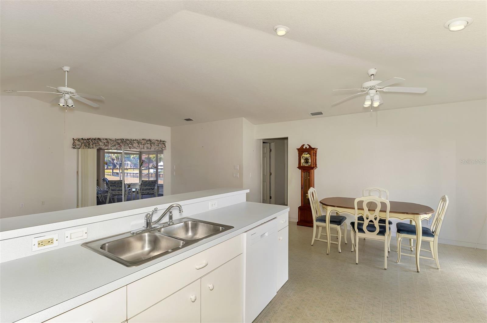 Image 17 of 56 For 13608 Clara Lane