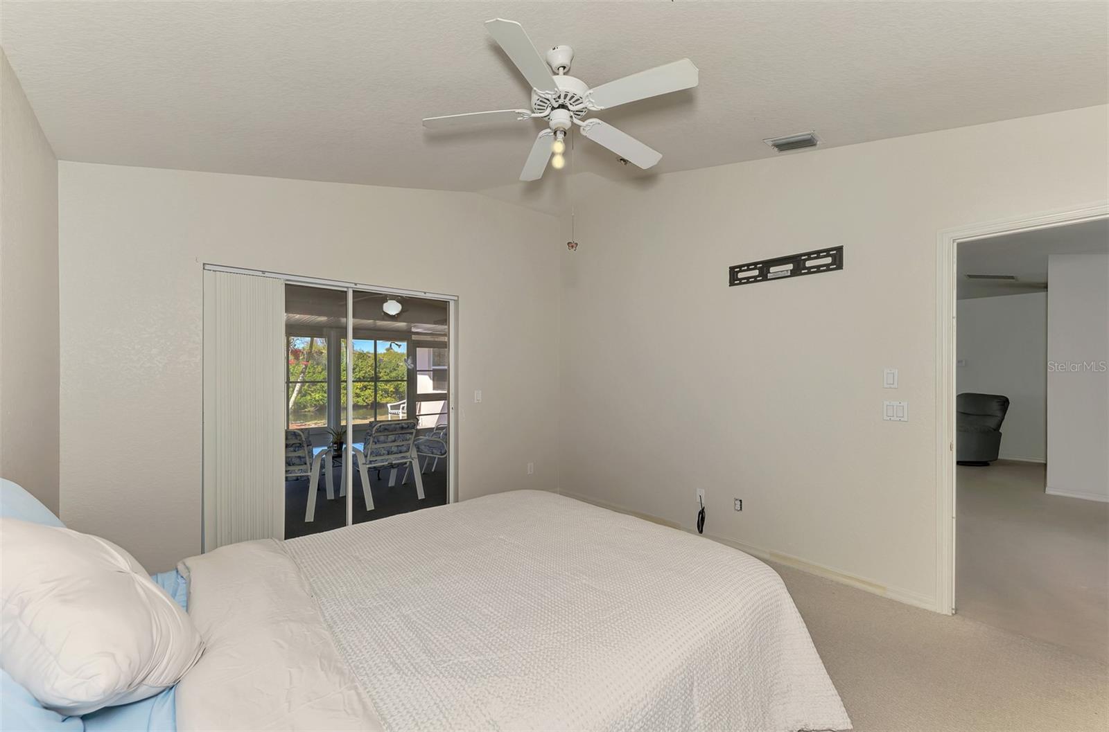 Image 20 of 56 For 13608 Clara Lane