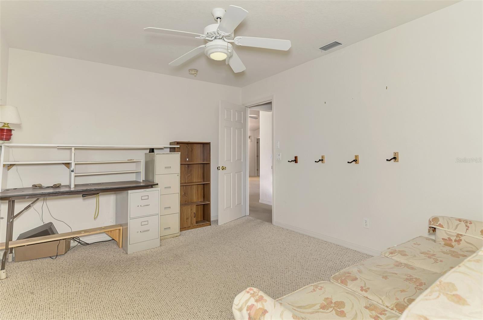 Image 23 of 56 For 13608 Clara Lane