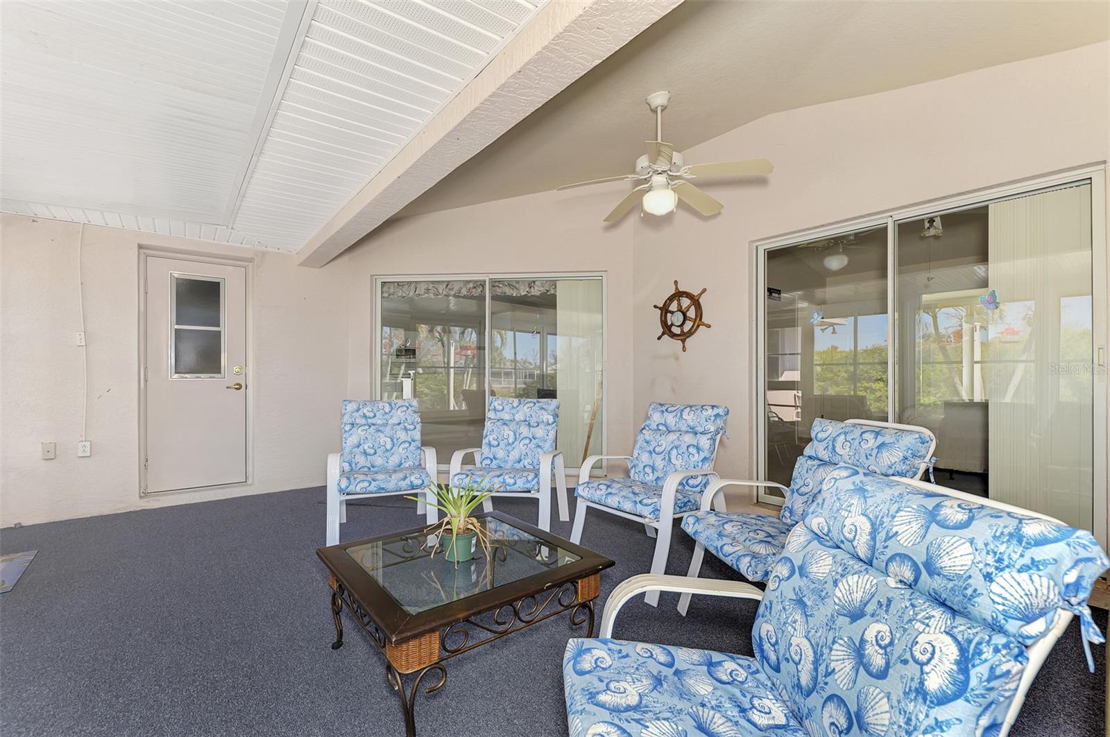 Image 28 of 56 For 13608 Clara Lane