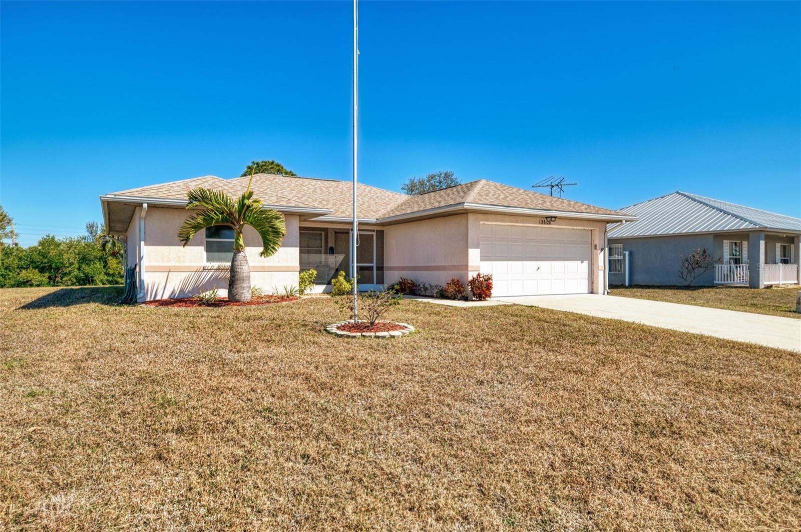 Image 40 of 56 For 13608 Clara Lane