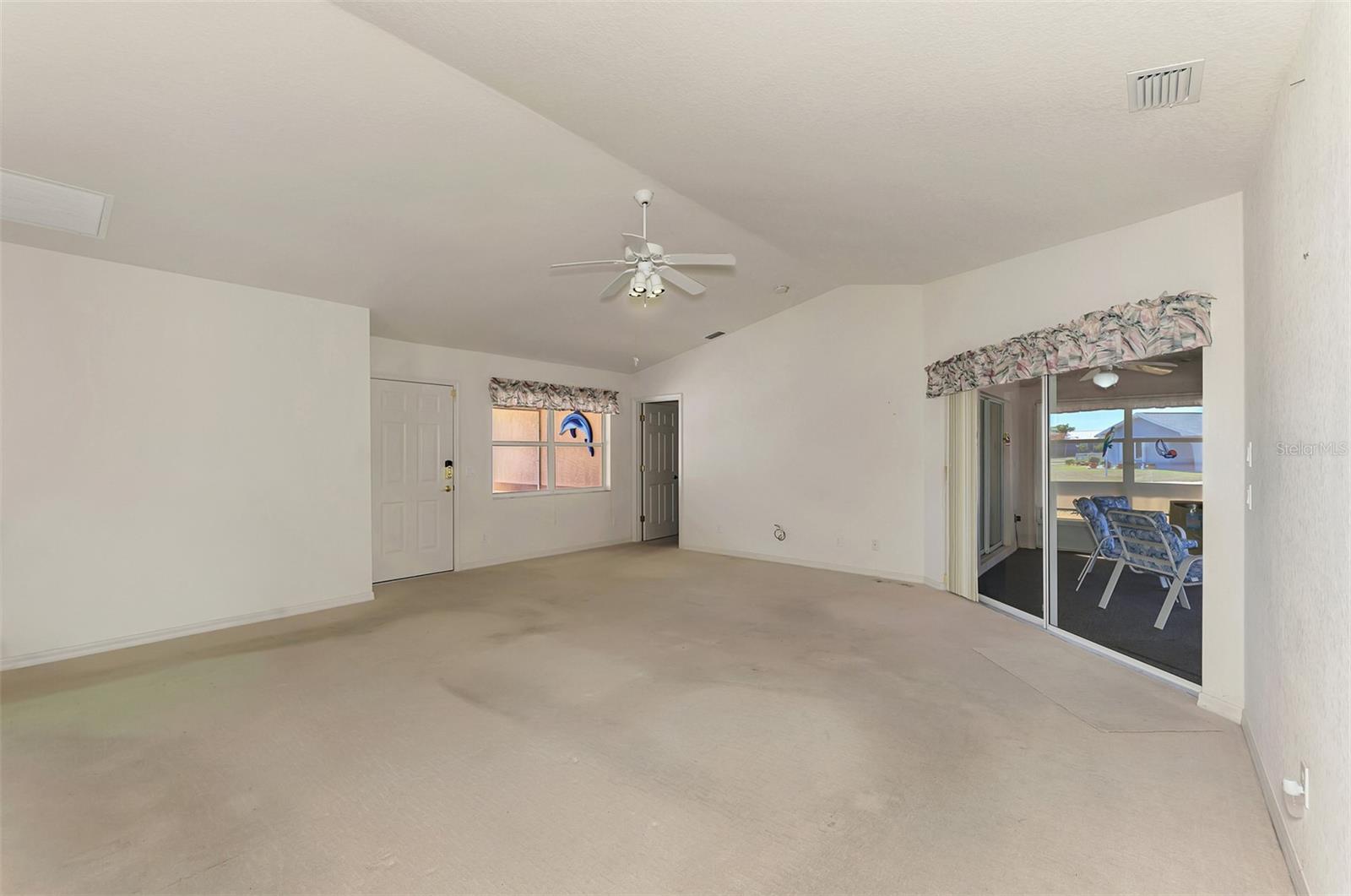 Image 9 of 56 For 13608 Clara Lane