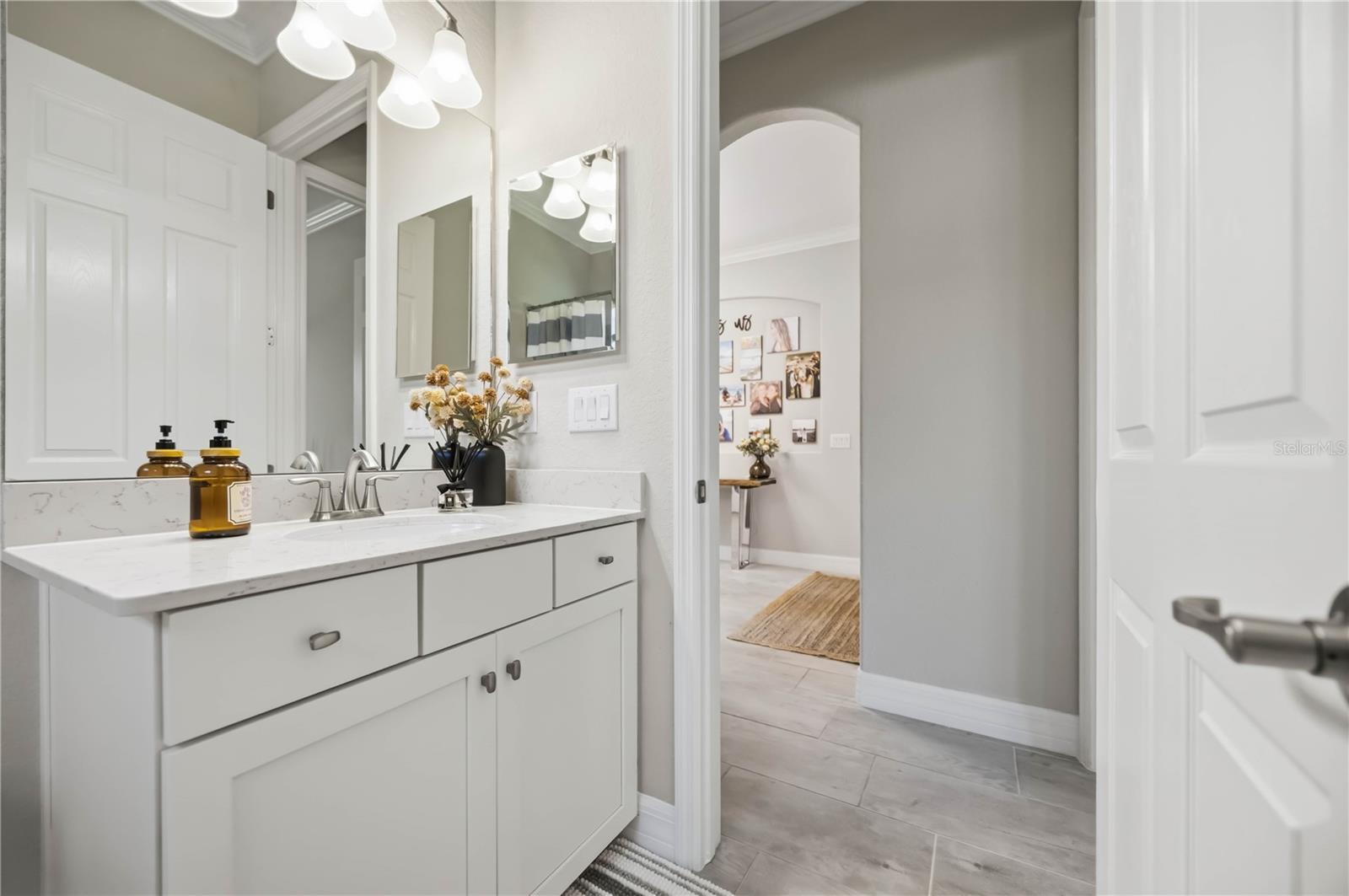 Image 14 of 96 For 10744 Tarflower Drive