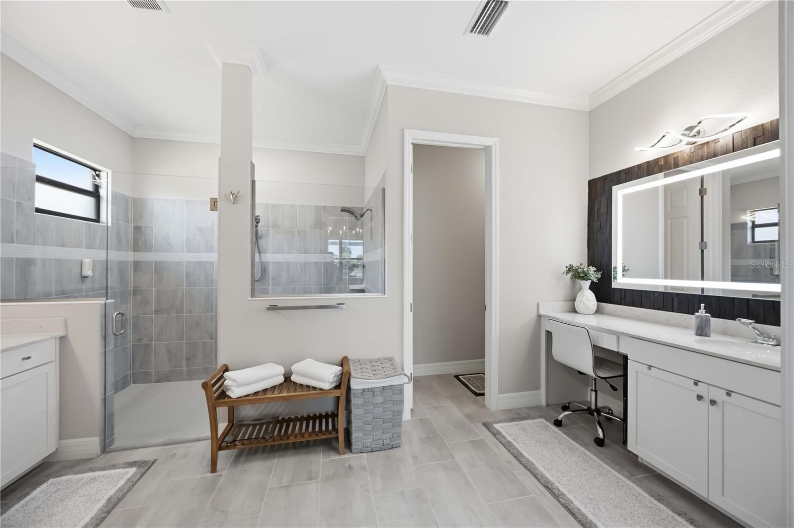 Image 46 of 96 For 10744 Tarflower Drive