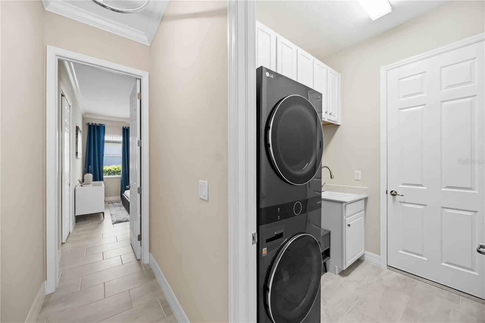 Image 50 of 96 For 10744 Tarflower Drive