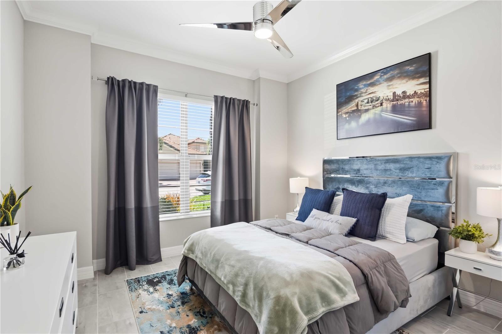 Image 8 of 96 For 10744 Tarflower Drive