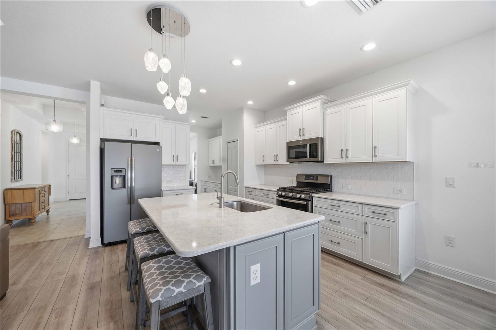 Image 10 of 62 For 225 Benedetto Court