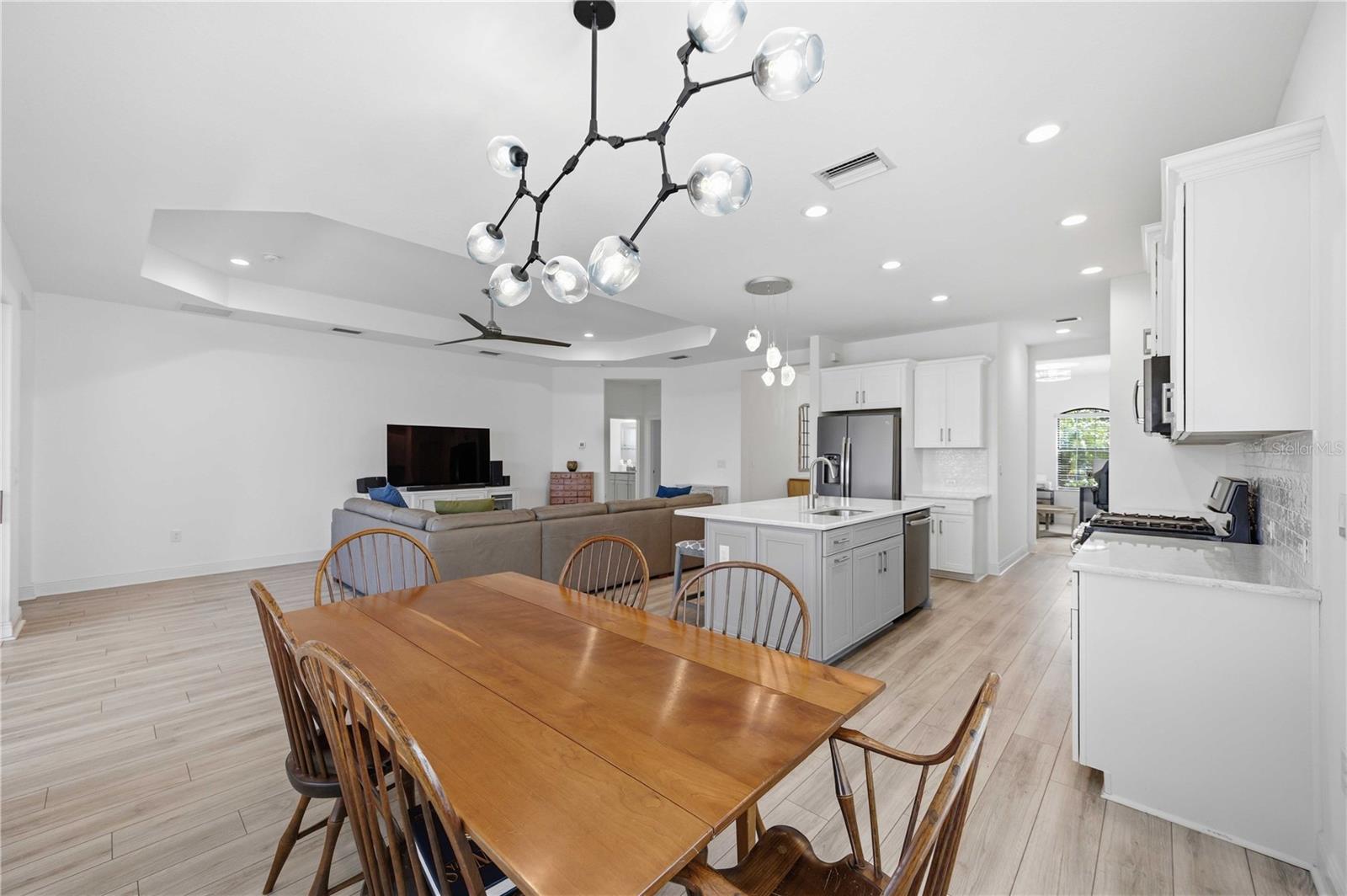 Image 14 of 62 For 225 Benedetto Court