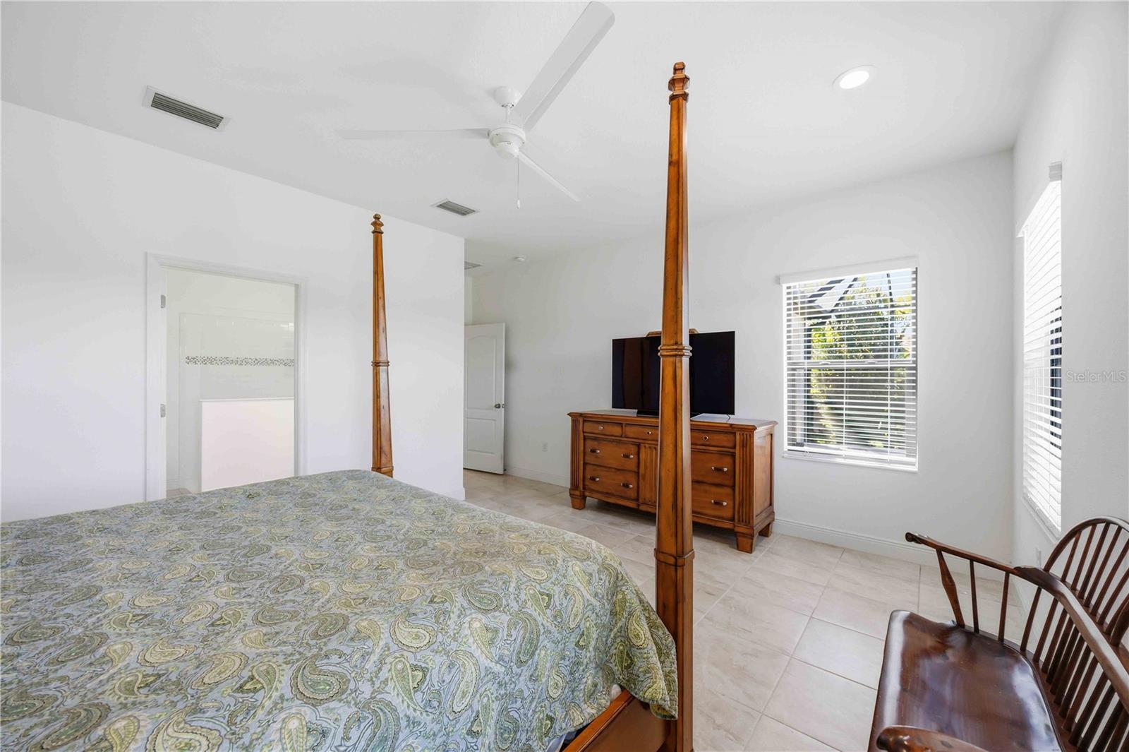 Image 27 of 62 For 225 Benedetto Court