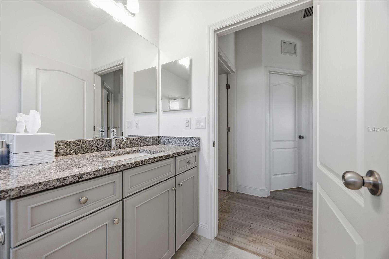 Image 31 of 62 For 225 Benedetto Court