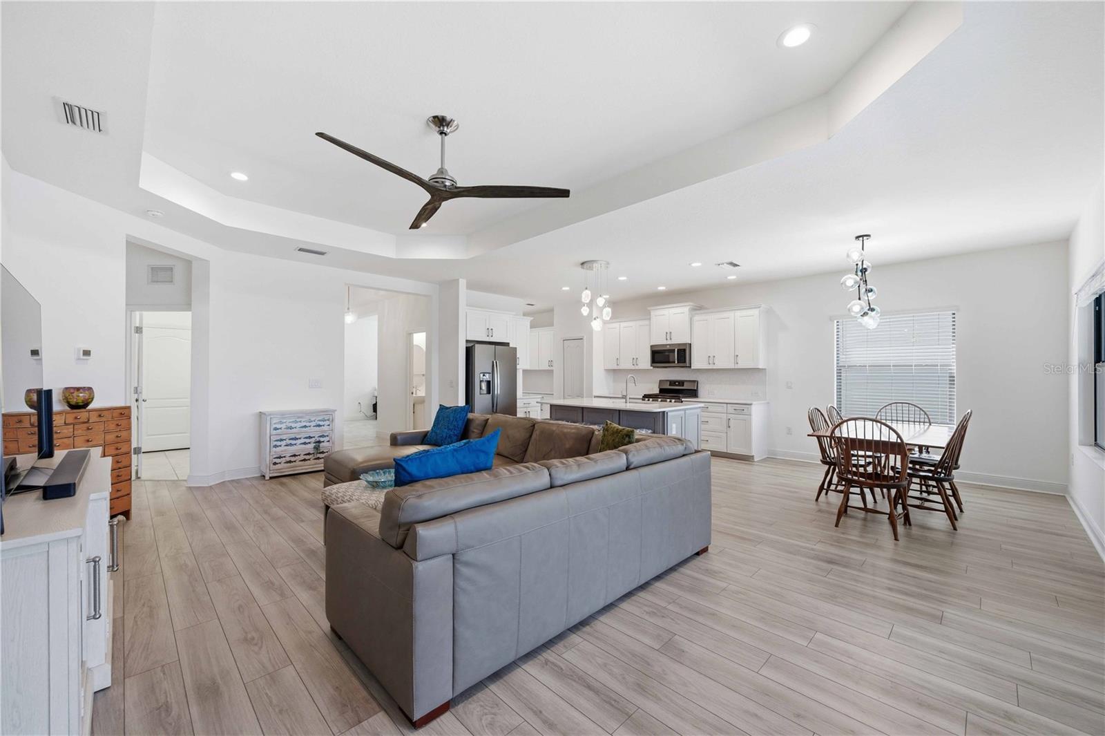 Image 5 of 62 For 225 Benedetto Court