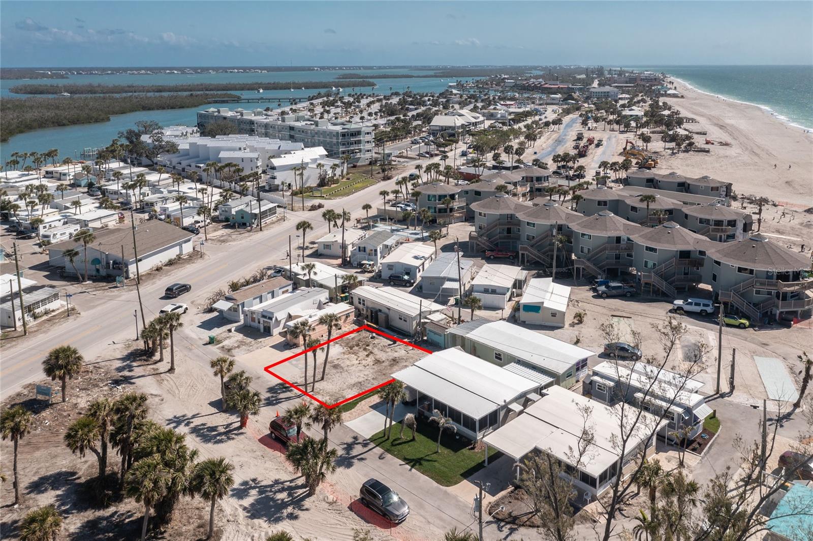 Image 5 of 11 For 2295 Beach Road 22