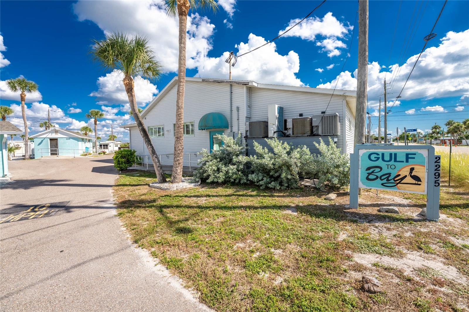 Image 7 of 11 For 2295 Beach Road 22