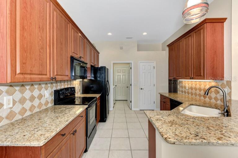 Image 10 of 35 For 13099 Preserve Court