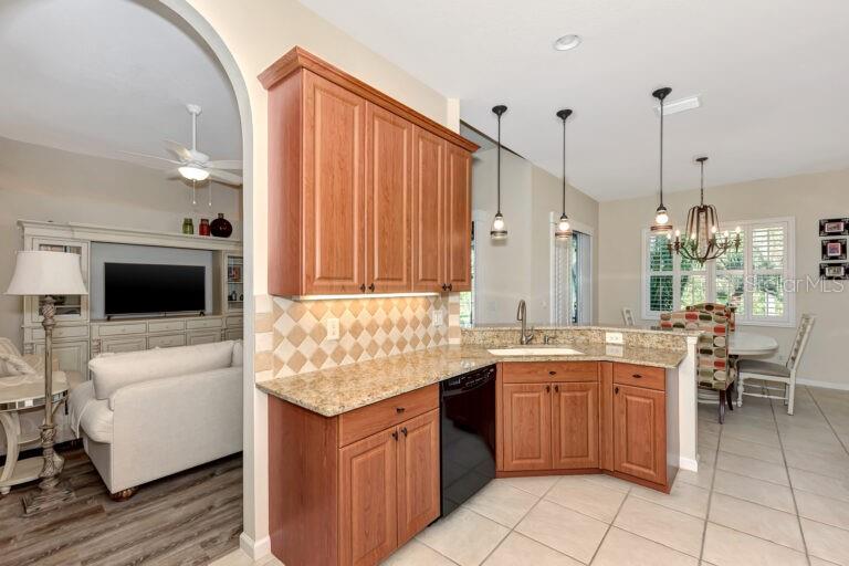 Image 13 of 35 For 13099 Preserve Court