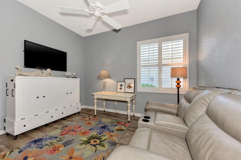 Image 28 of 35 For 13099 Preserve Court