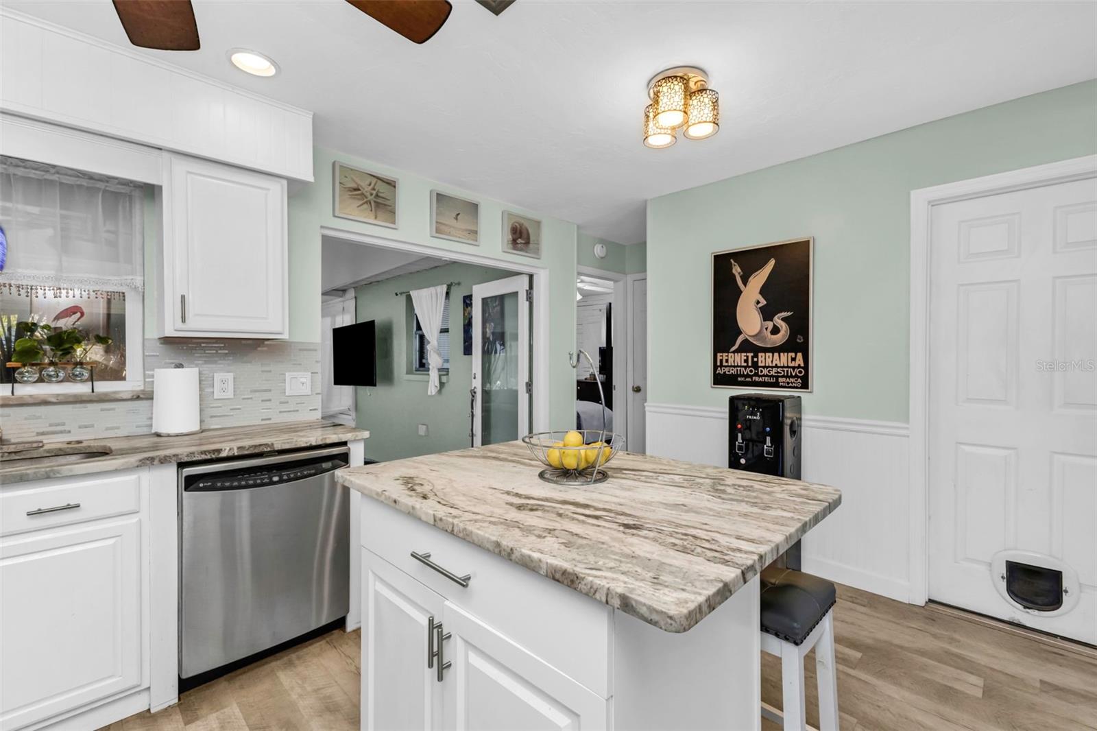 Image 13 of 39 For 71 Tulane Road