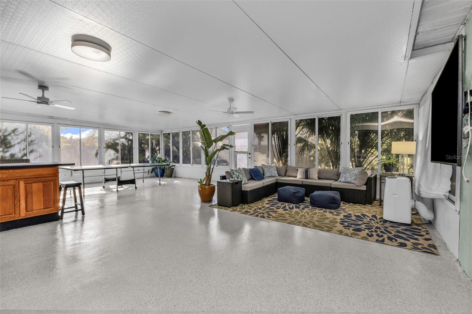 Image 21 of 39 For 71 Tulane Road