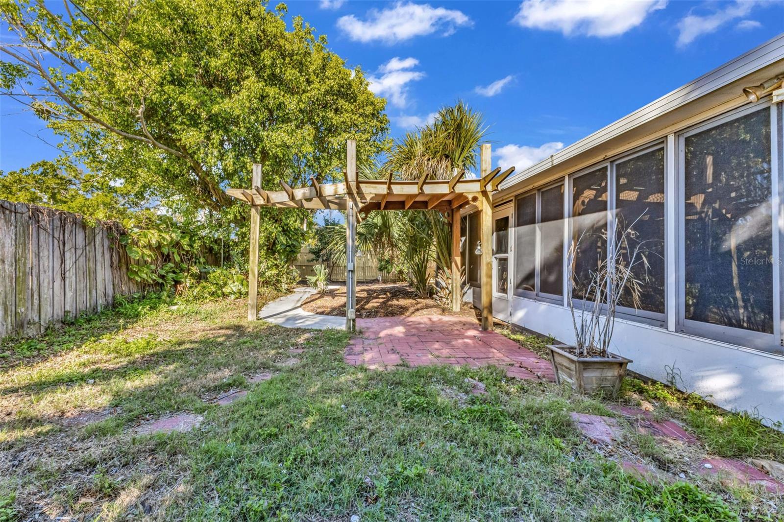 Image 31 of 39 For 71 Tulane Road