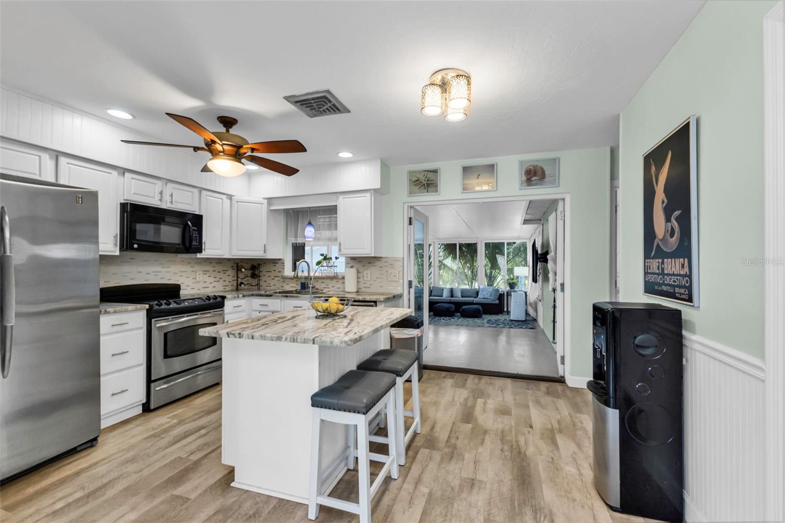 Image 7 of 39 For 71 Tulane Road