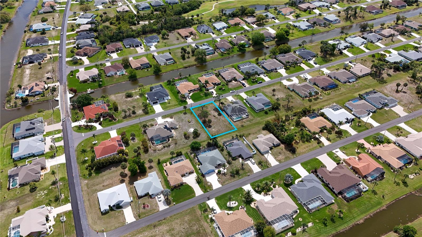 Image 2 of 11 For 9 Long Meadow Lane