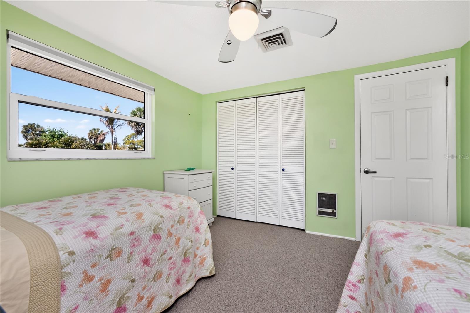 Image 22 of 45 For 2550 10th Street