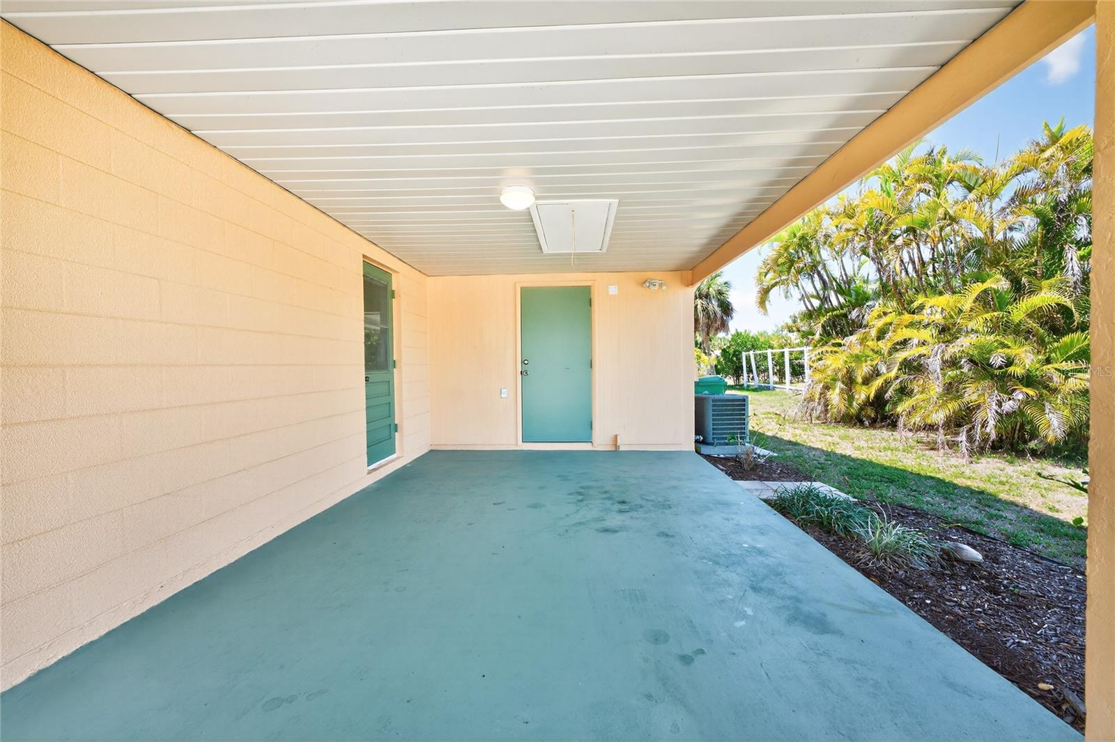 Image 28 of 45 For 2550 10th Street