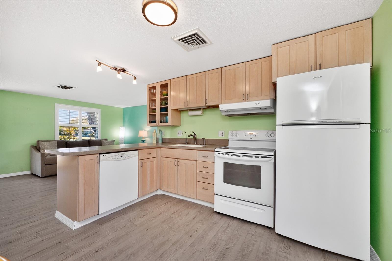 Image 5 of 45 For 2550 10th Street