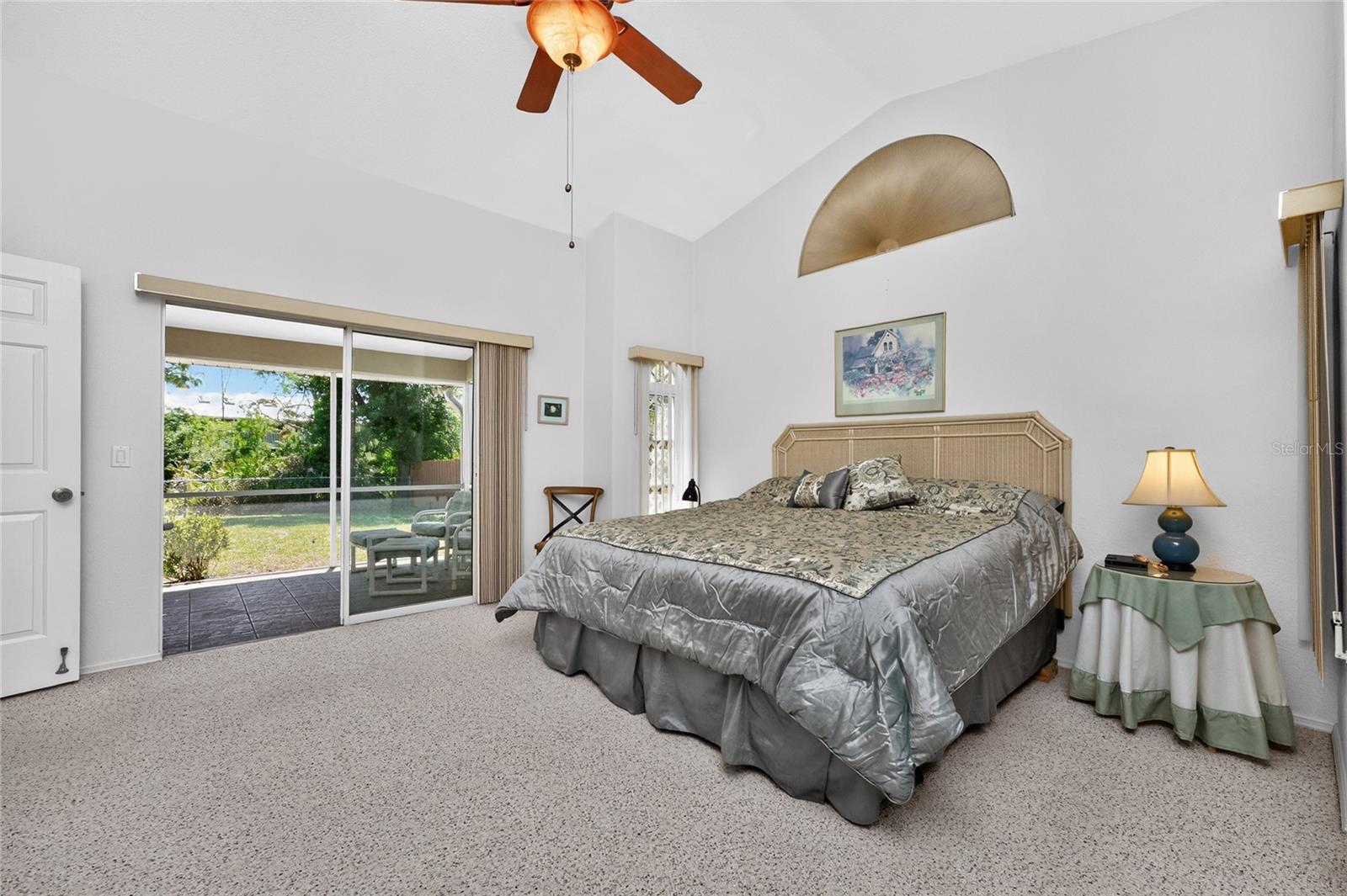 Image 20 of 61 For 10349 Greenway Avenue