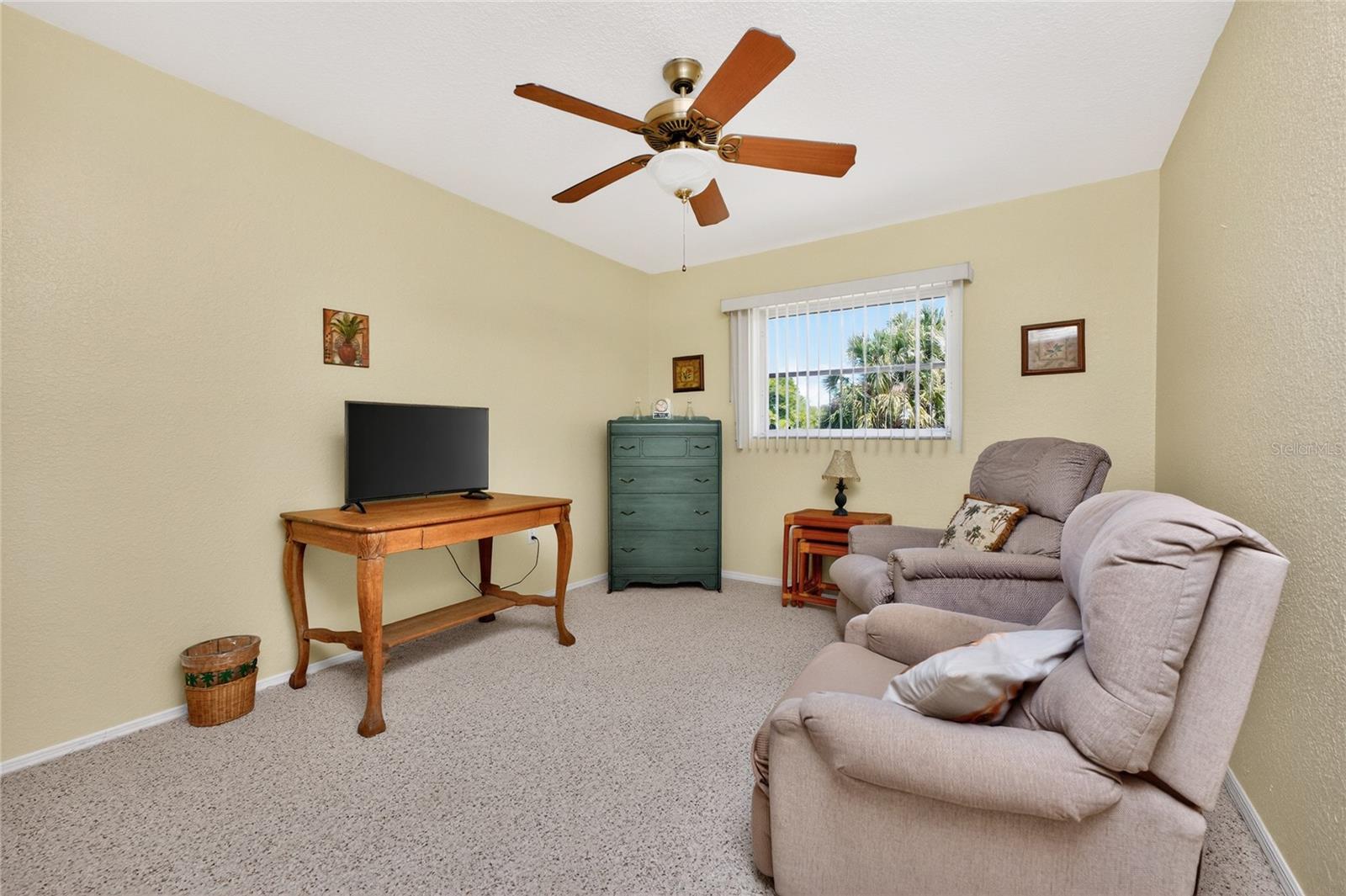 Image 24 of 61 For 10349 Greenway Avenue