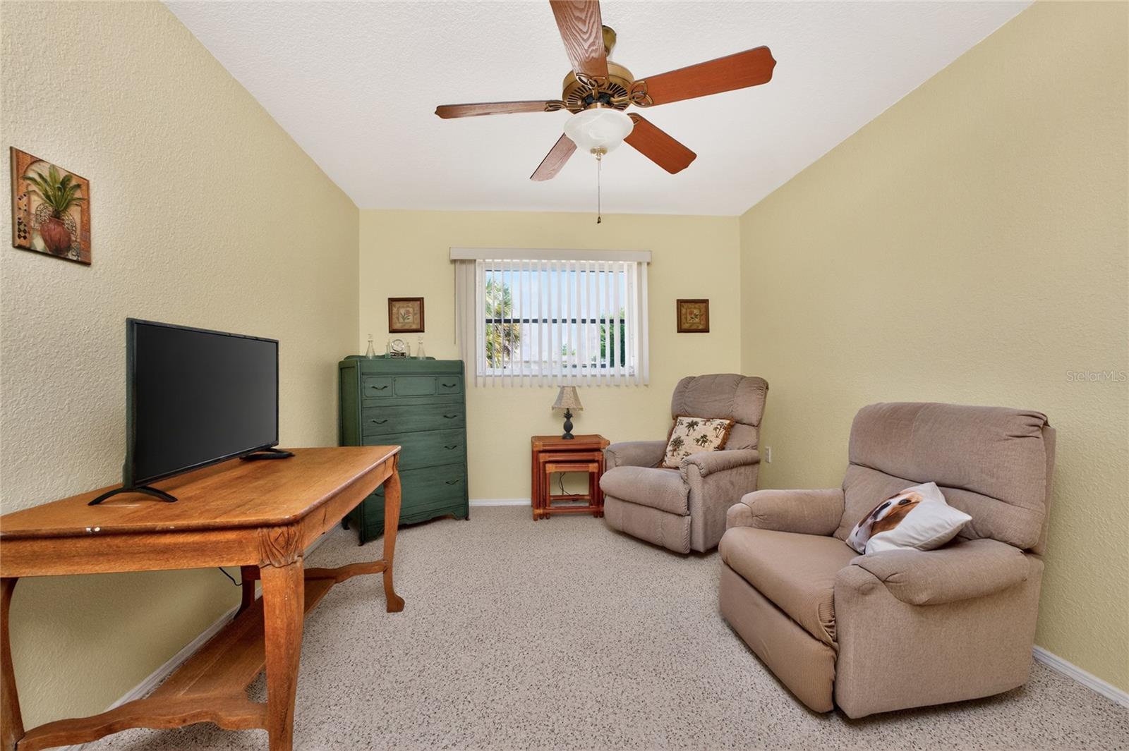 Image 25 of 61 For 10349 Greenway Avenue