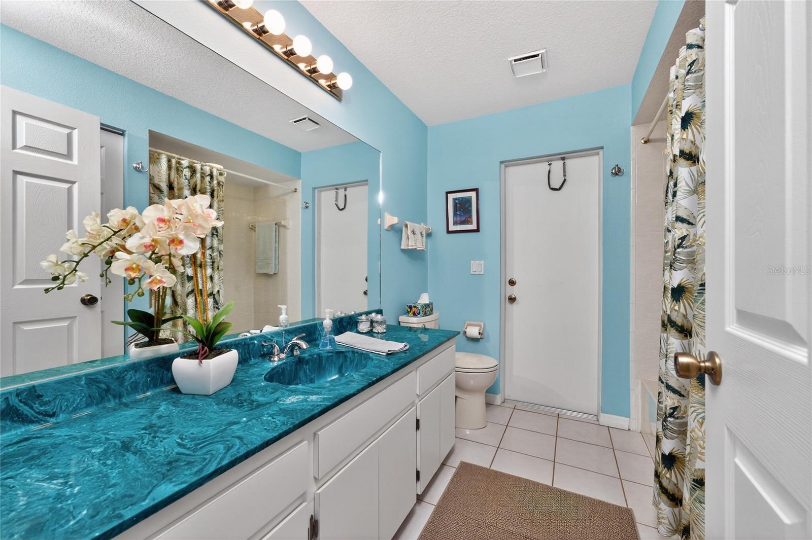 Image 29 of 61 For 10349 Greenway Avenue