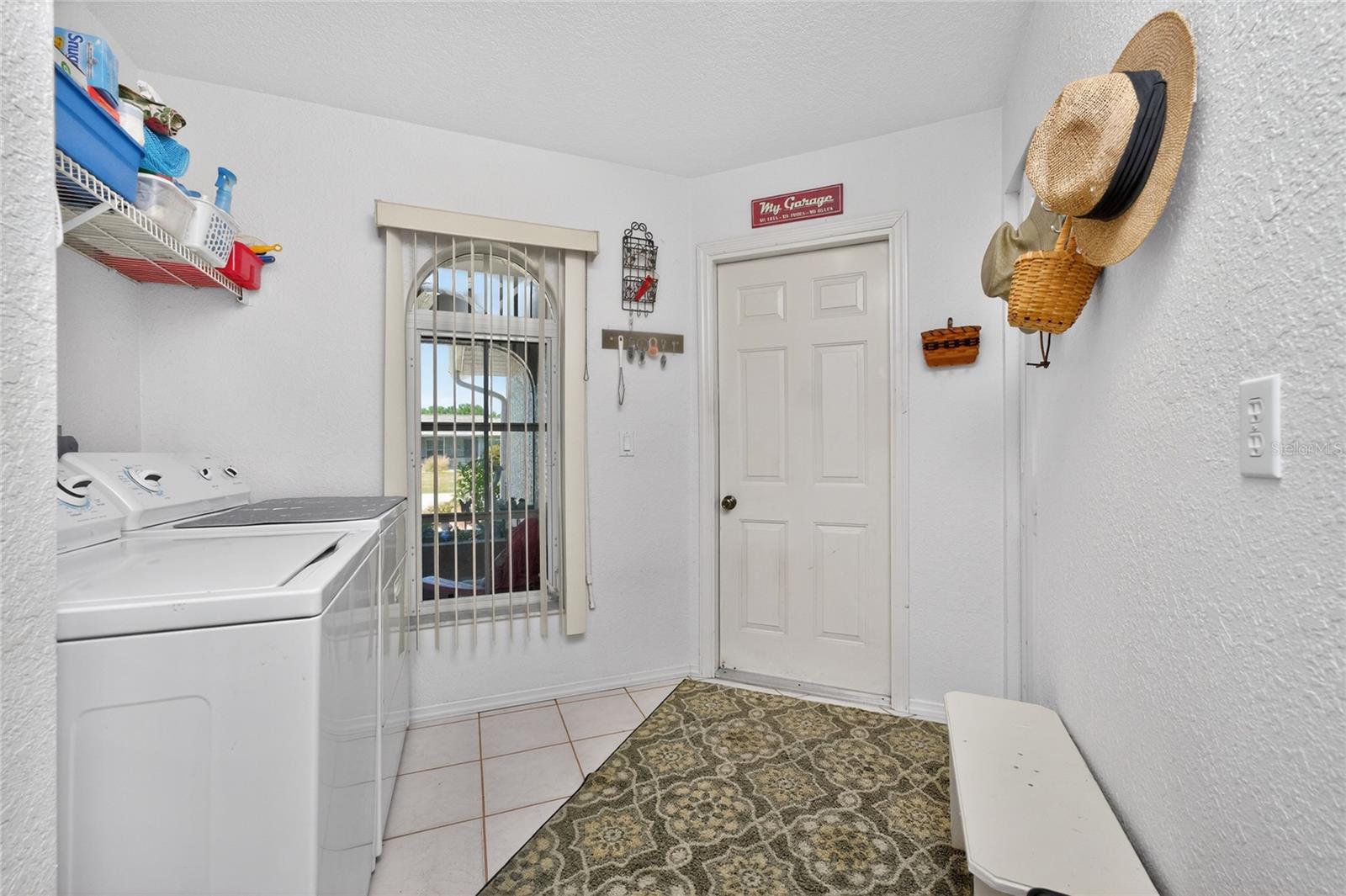 Image 32 of 61 For 10349 Greenway Avenue