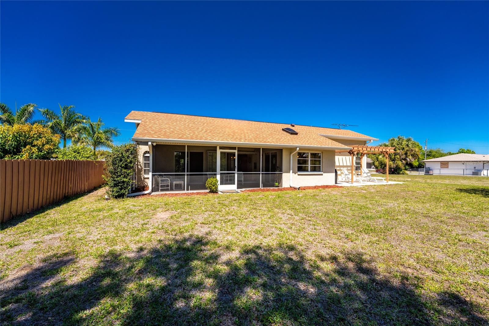 Image 45 of 61 For 10349 Greenway Avenue