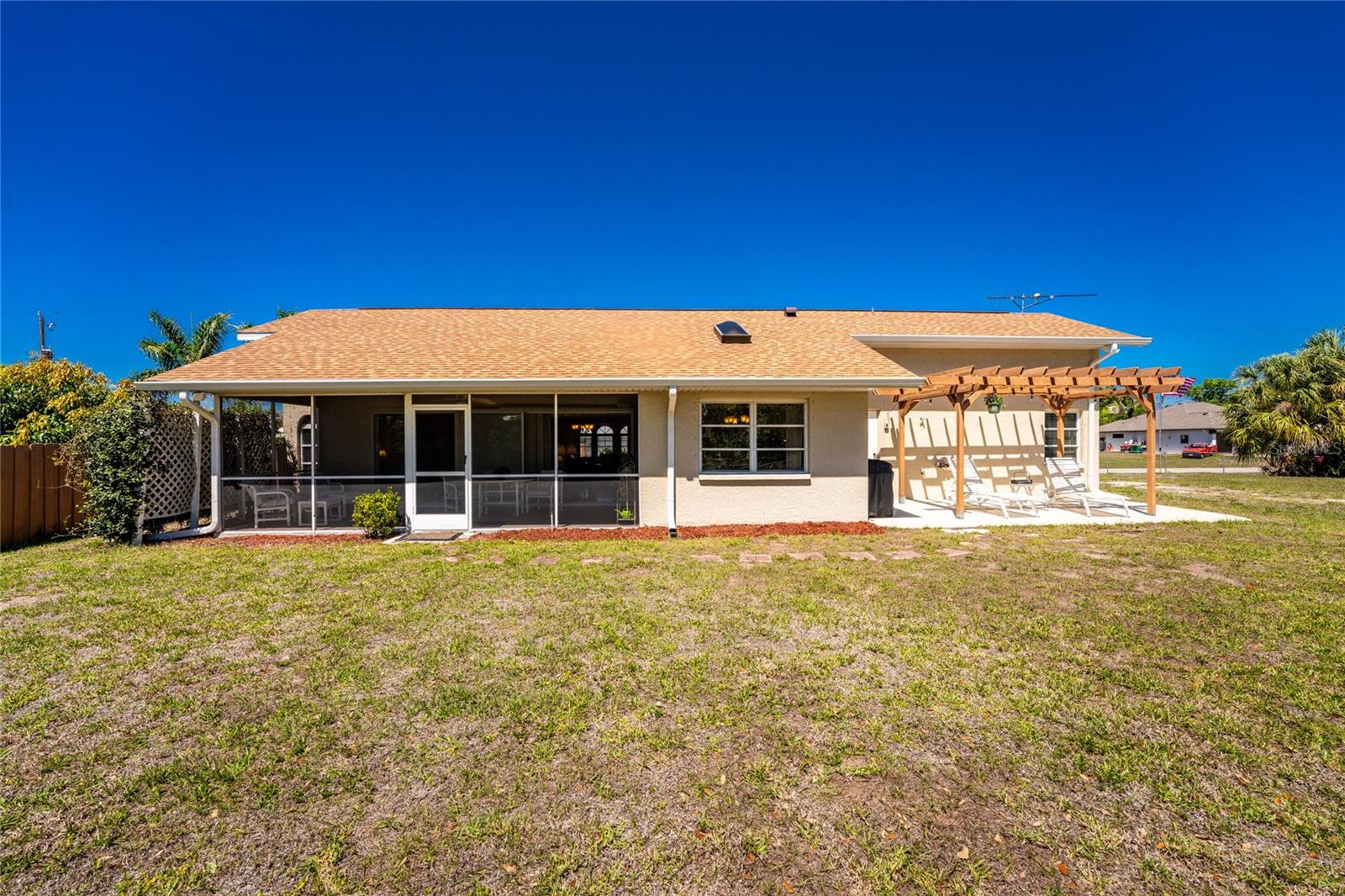 Image 47 of 61 For 10349 Greenway Avenue