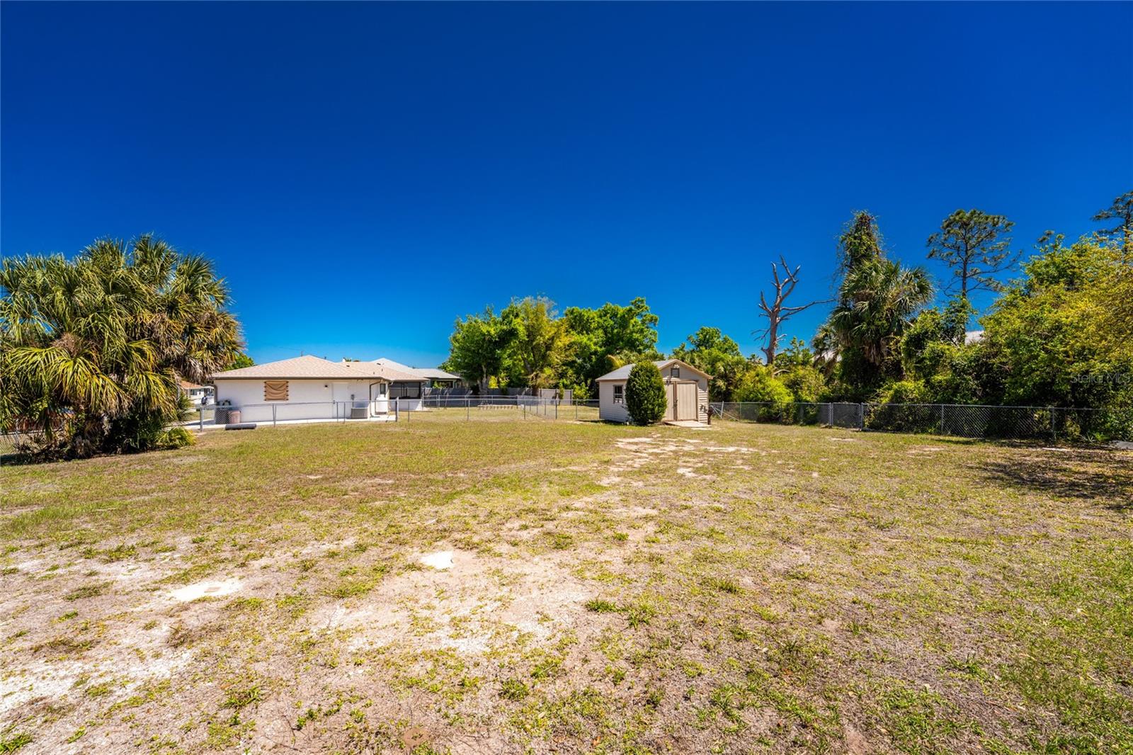 Image 48 of 61 For 10349 Greenway Avenue