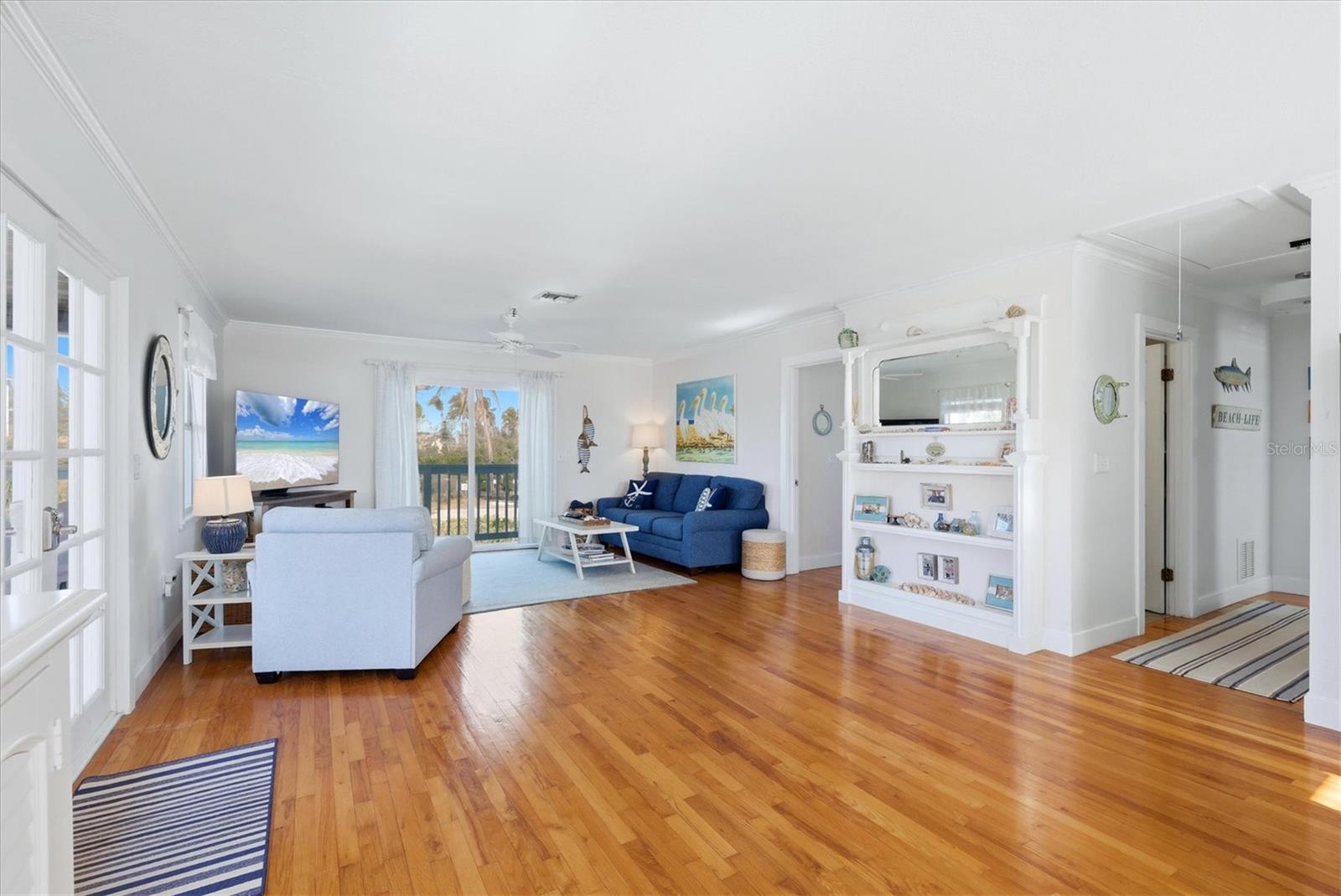 Image 10 of 42 For 11 Bocilla Drive