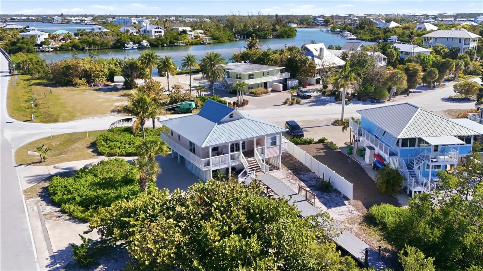 Image 39 of 42 For 11 Bocilla Drive