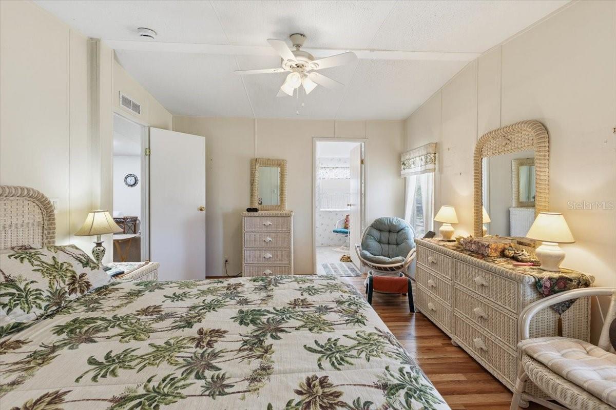 Image 26 of 66 For 2727 Tanager Lane