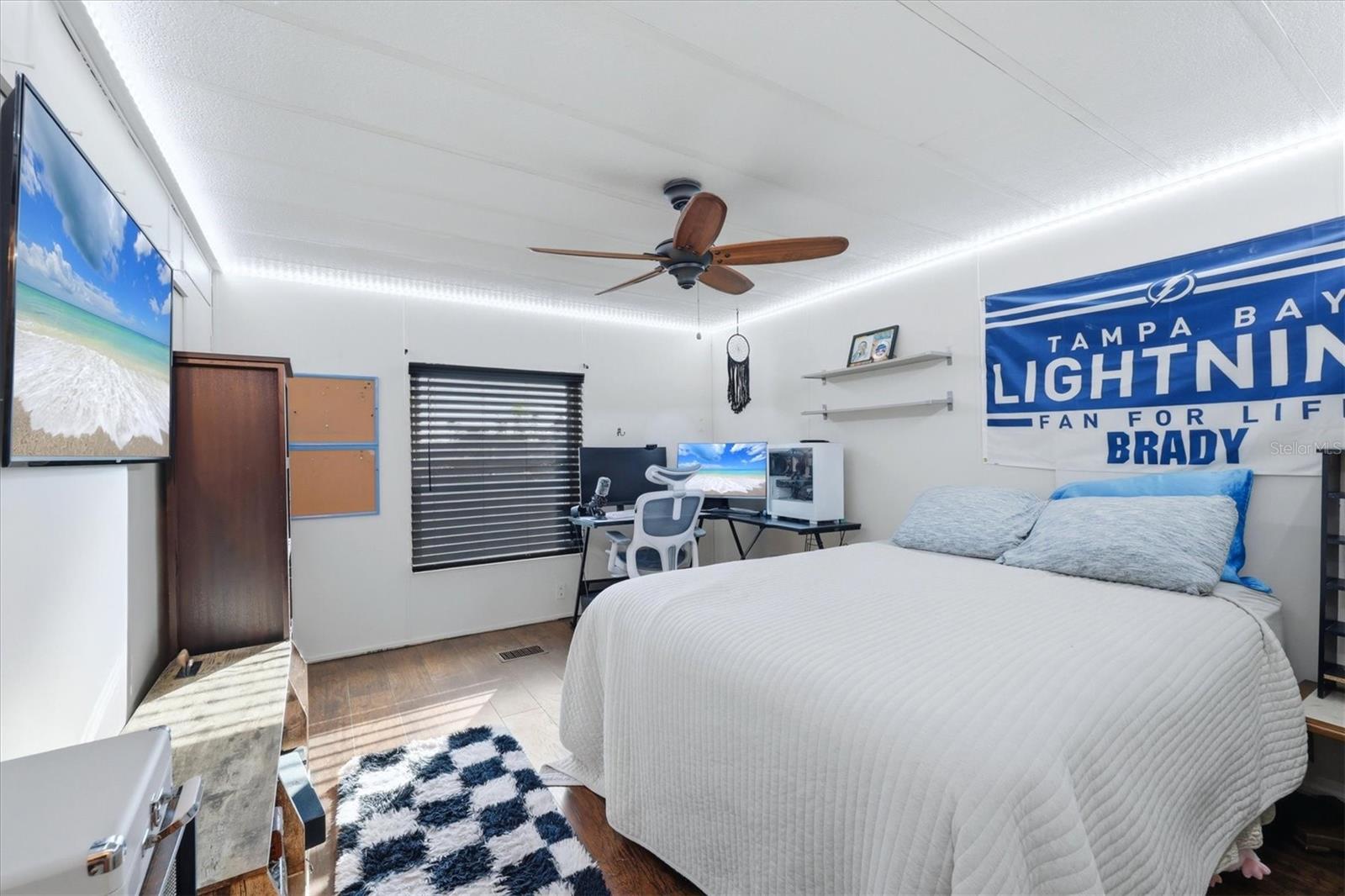 Image 22 of 34 For 3225 Towhee Street