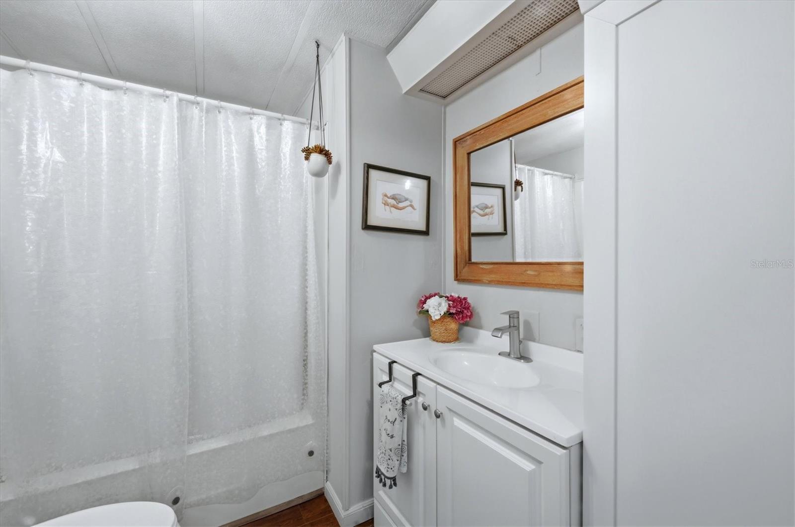 Image 24 of 34 For 3225 Towhee Street