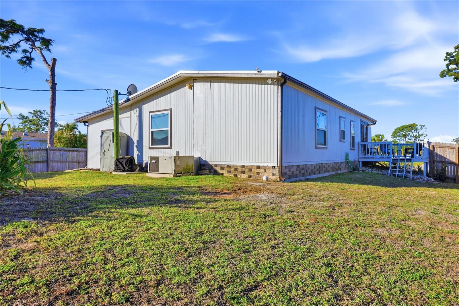 Image 28 of 34 For 3225 Towhee Street