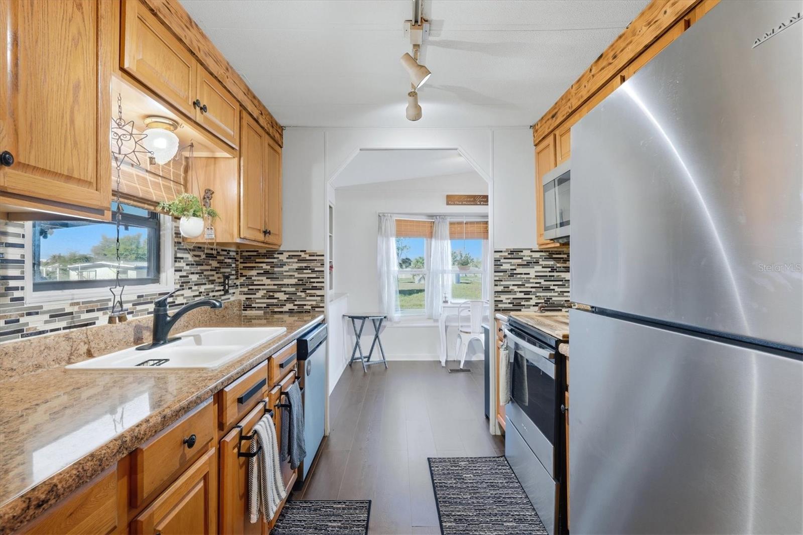 Image 7 of 34 For 3225 Towhee Street